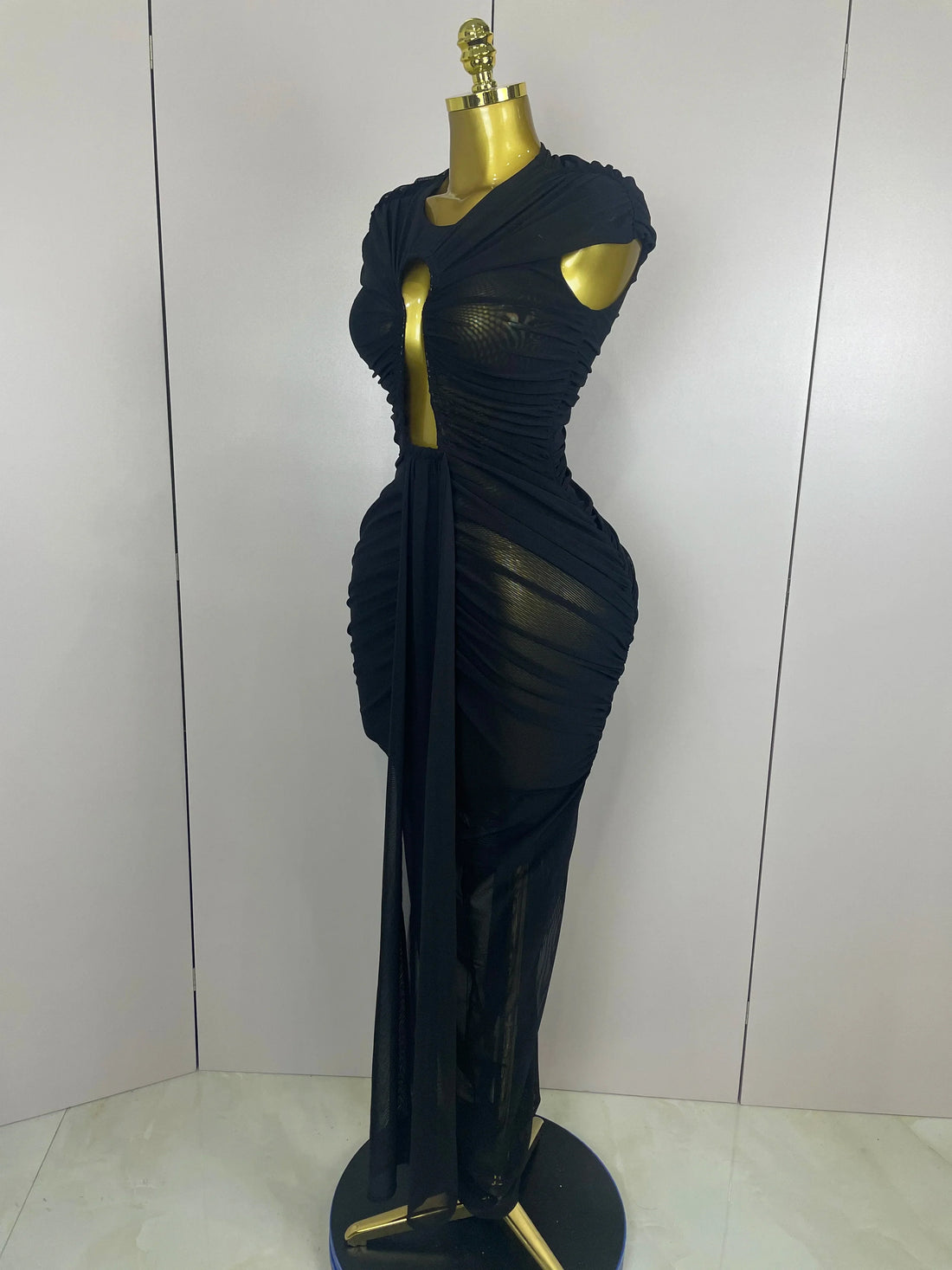 Sexy Sleeveless O-Neck Bodycon Mesh Long Dress Women Hollow Out Celebrate Fashion Show Celebrity Evening Party Club Dress black