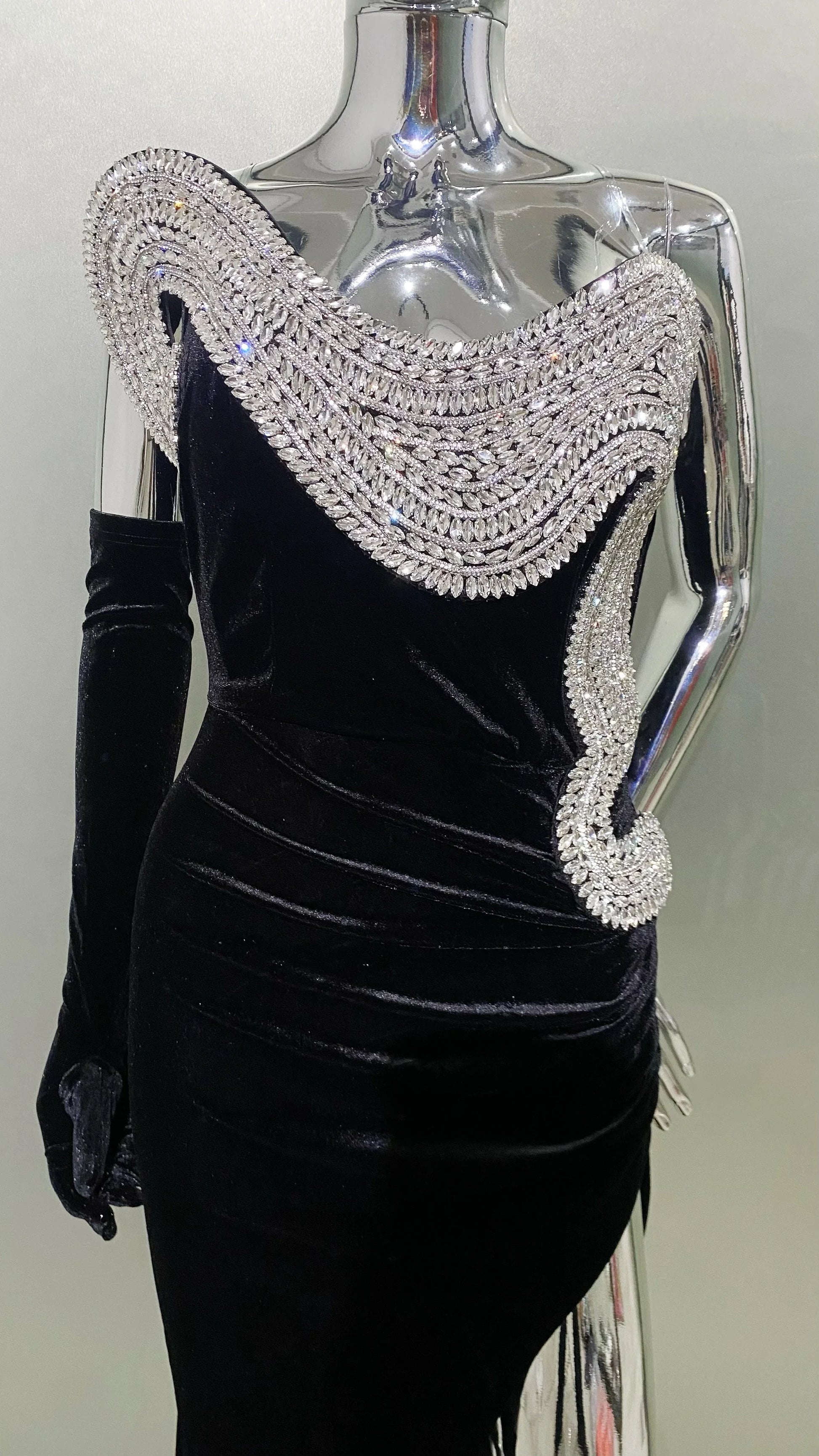 Dazzling Stereoscopic Rhinestone Design HIgh Slit Strapless Floor Length Dress Luxury Woman Evening Dress Red Carpet Vestido