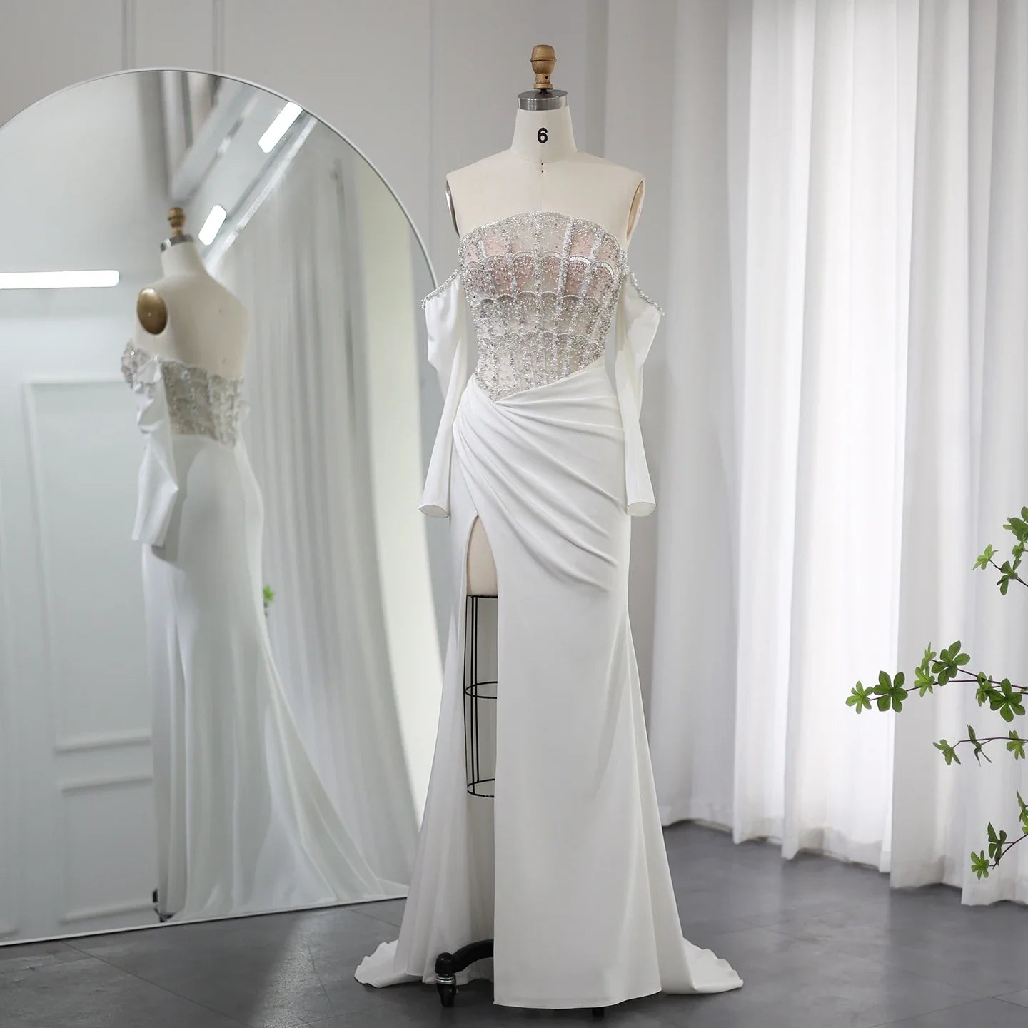 Luxus Dubai Meerjungfrau Weißes Abendkleid sexy überbackene Hochschlitz -Abschlussballkleider für Frauen Hochzeitsfeier