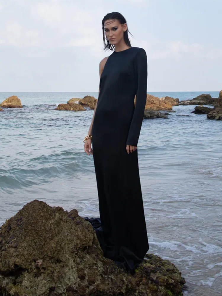 Evening Dresses For Women Sexy Backless Chain Design One Shoulder Long Sleeve Maxi Black Gown Summer Fashion