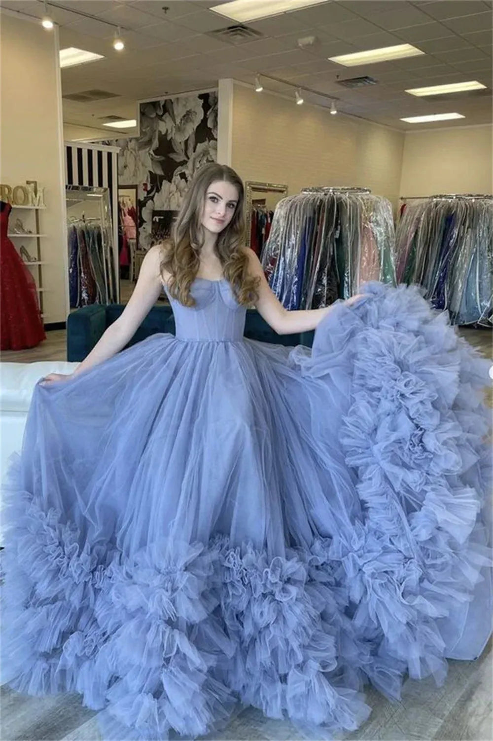 Mist Blue Ball Gown Prom Dresses Off Shoulder Evening Dress Elegant Sleeveless Edge Curl Party Wedding vestidos de fiesta as pic
