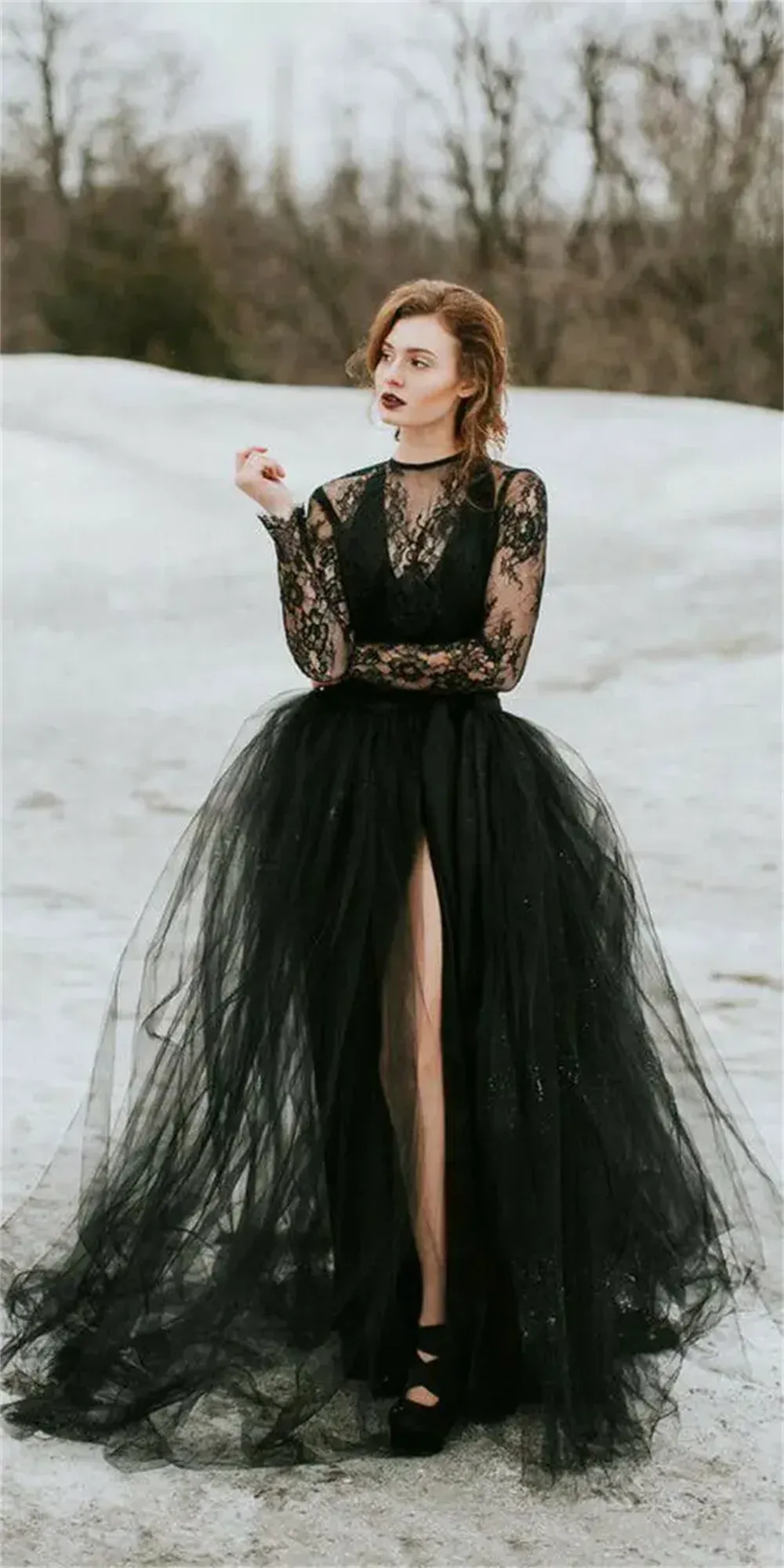 Gothic Bride Design Black Wedding Dresses Lace Long Sleeve O Neck Open Backless A Line Vintage Bridal Gowns Vestido De Noi as pic