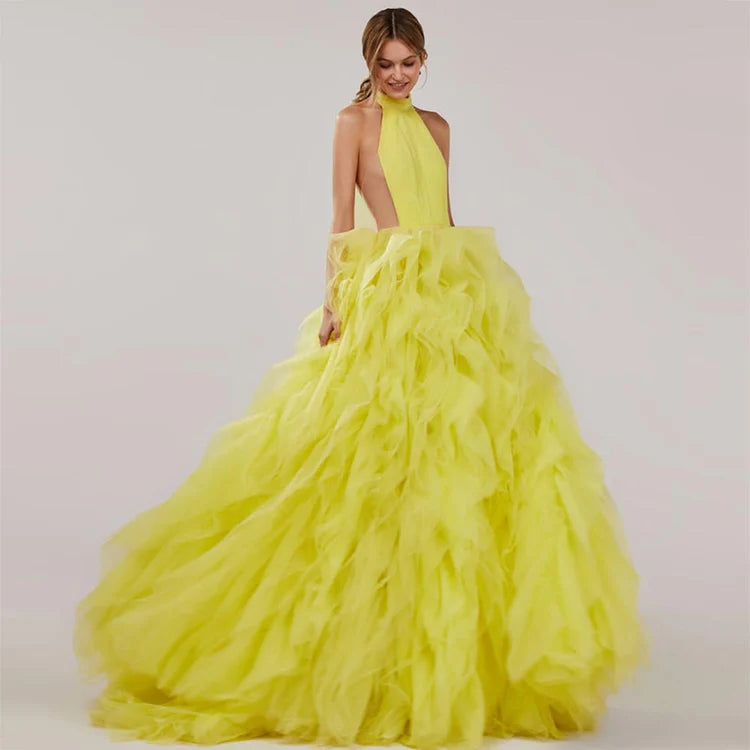 Vestidos de graduación de color amarillo claro, vestido de baile de tul con cuello Halter, vestidos elegantes sin mangas hasta el suelo, moda de verano