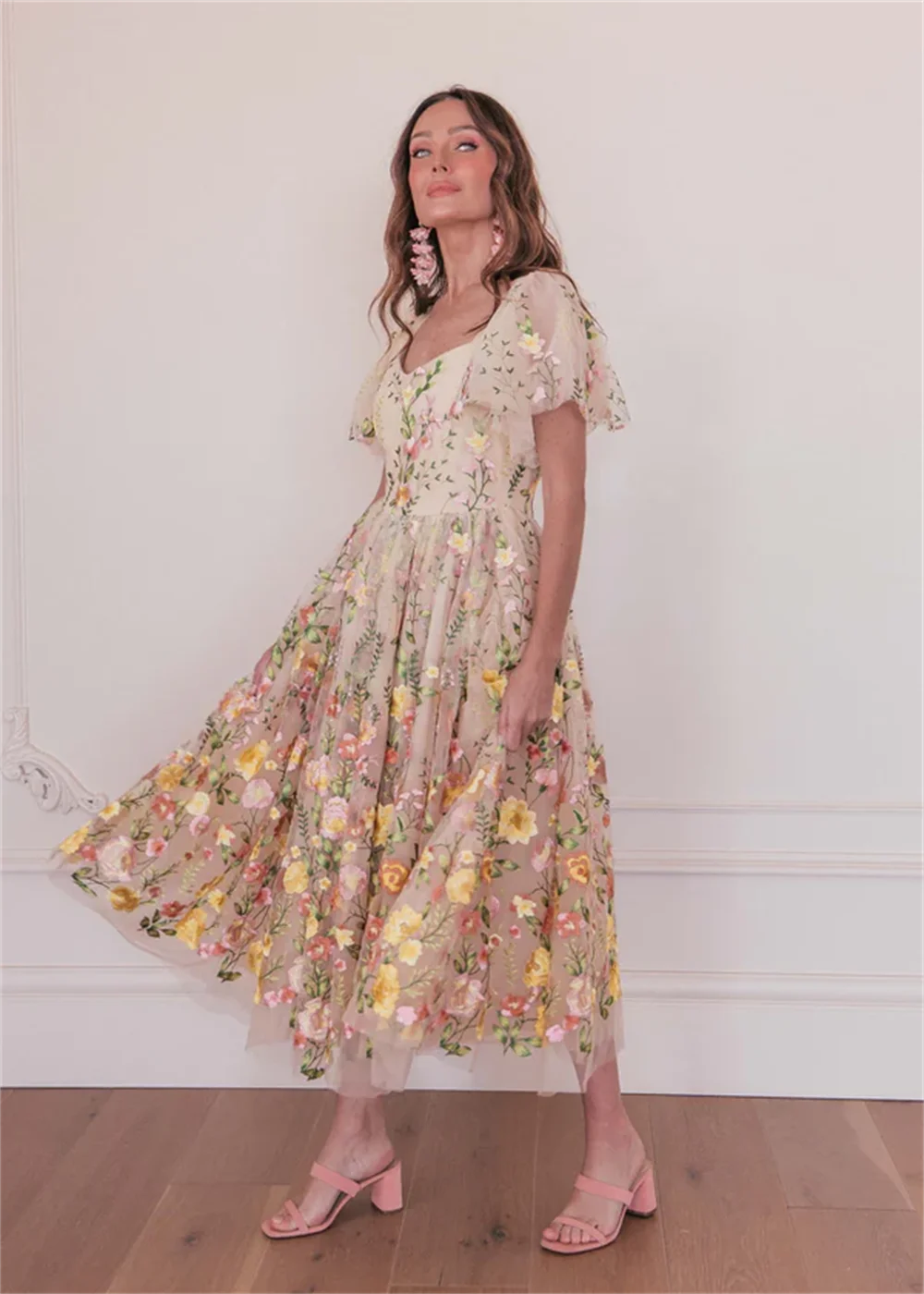 Flower Lace Embroidery Tulle Fabric Prom Dress Modest A-line vestidos de fiesta Short Sleeves Elegant  فساتين السهرة