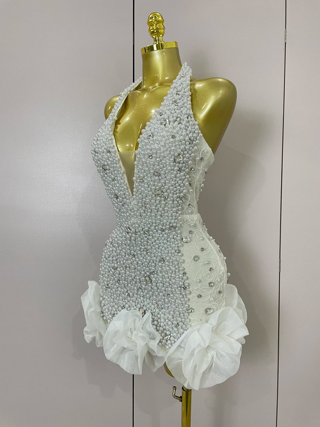 Luxury Shiny Diamonds Pearl Flowers Deep V Halter Short Dress Women Celebrate Eveing Celebrity Birthday Party Dress WHITE