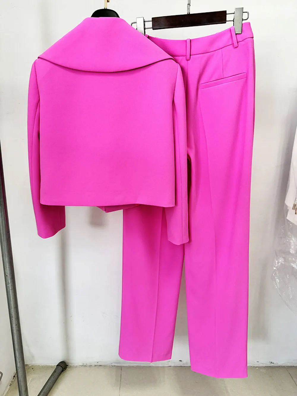 Elegant Women's Light Luxury Suit Pants Set with Large Collar Long Sleeve Slim Fit Short Suit Coat and Pants Two Piece Set Deep Pink