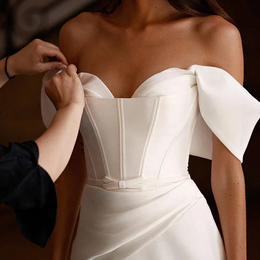 שמלות כלה נשף בתולת ים מהכתף לבנה שמלת ערב סאטן אורך רצפה רשמי לנשים שמתאימות לאמצעים