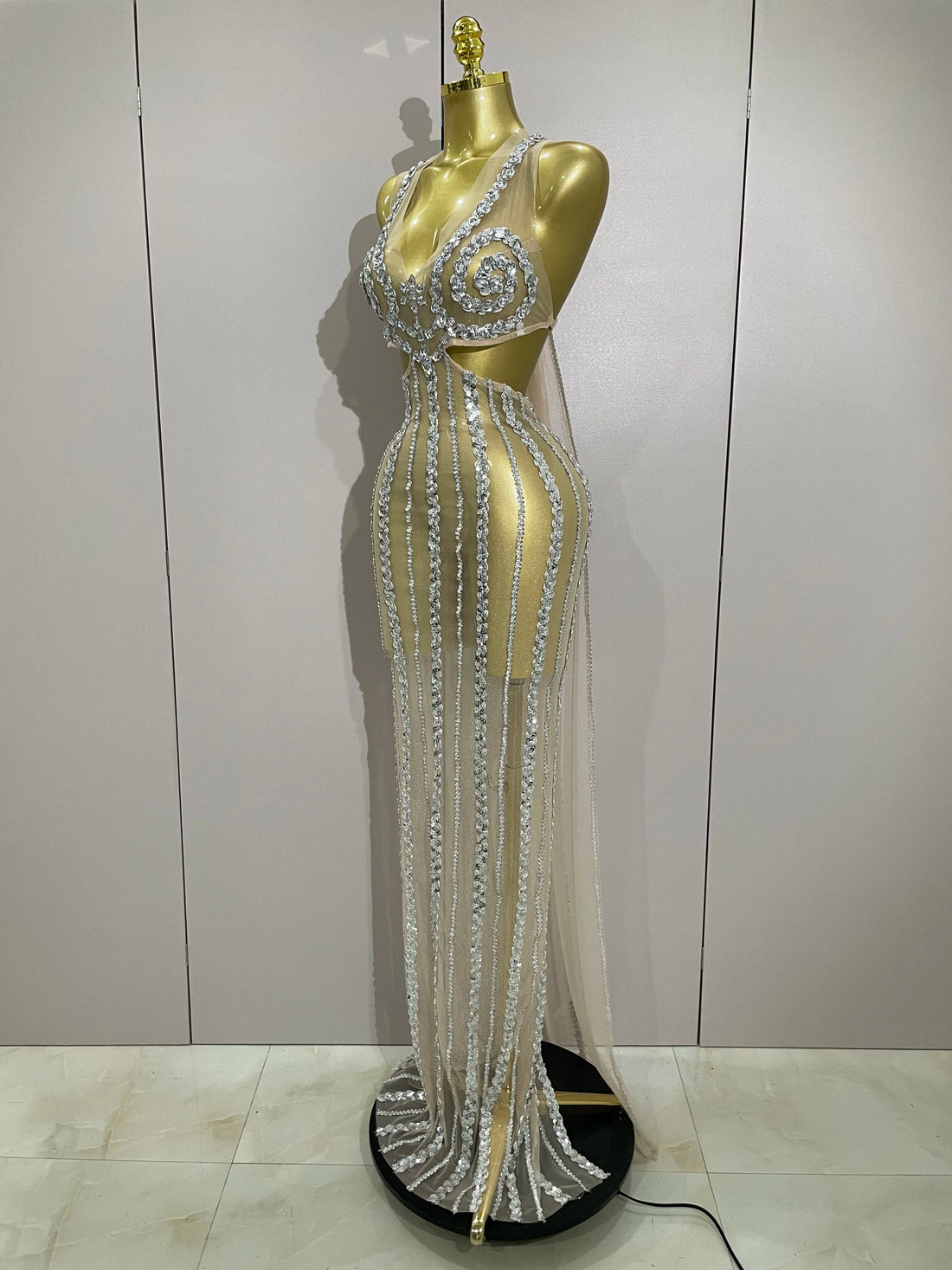 Luxury Sparkly Diamonds Sequins Sexy Mesh See Through Long Dress Women Celebrate Birthday party Dresses Festival Costume Silver