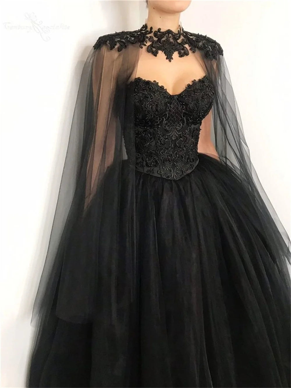 Vestido de fiesta gótico negro con escote en forma de corazón, capa con bordado de encaje, vestido de noche de tul de corte A