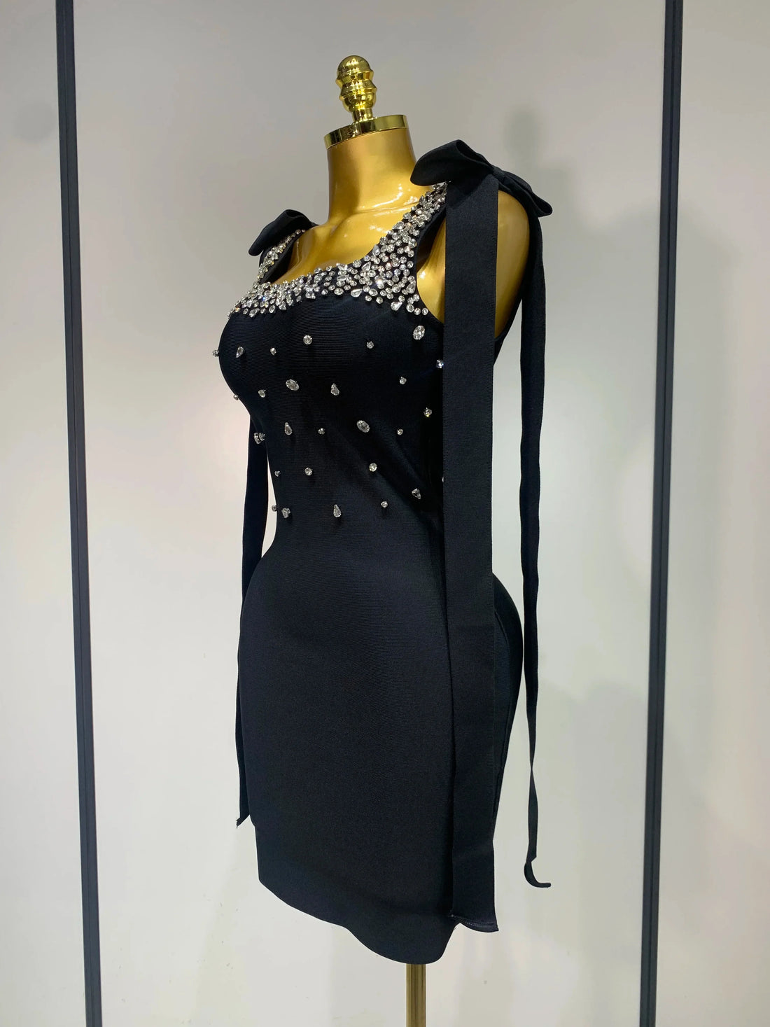 Women Celebrity Sexy Sparly Diamonds Black Mini Bodycon Bandage Dress Elegant Evening Party Luxury Birthday Dresses black