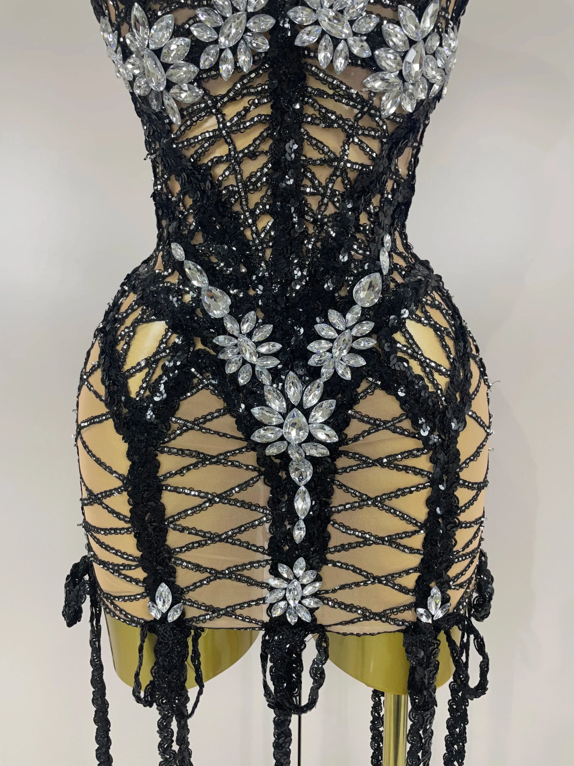 Sparkle Sequins Embroider Diamonds Sleeveless Long Tassel Mini Dress Women Celebrate Evening Birthday Dress Stage Costume