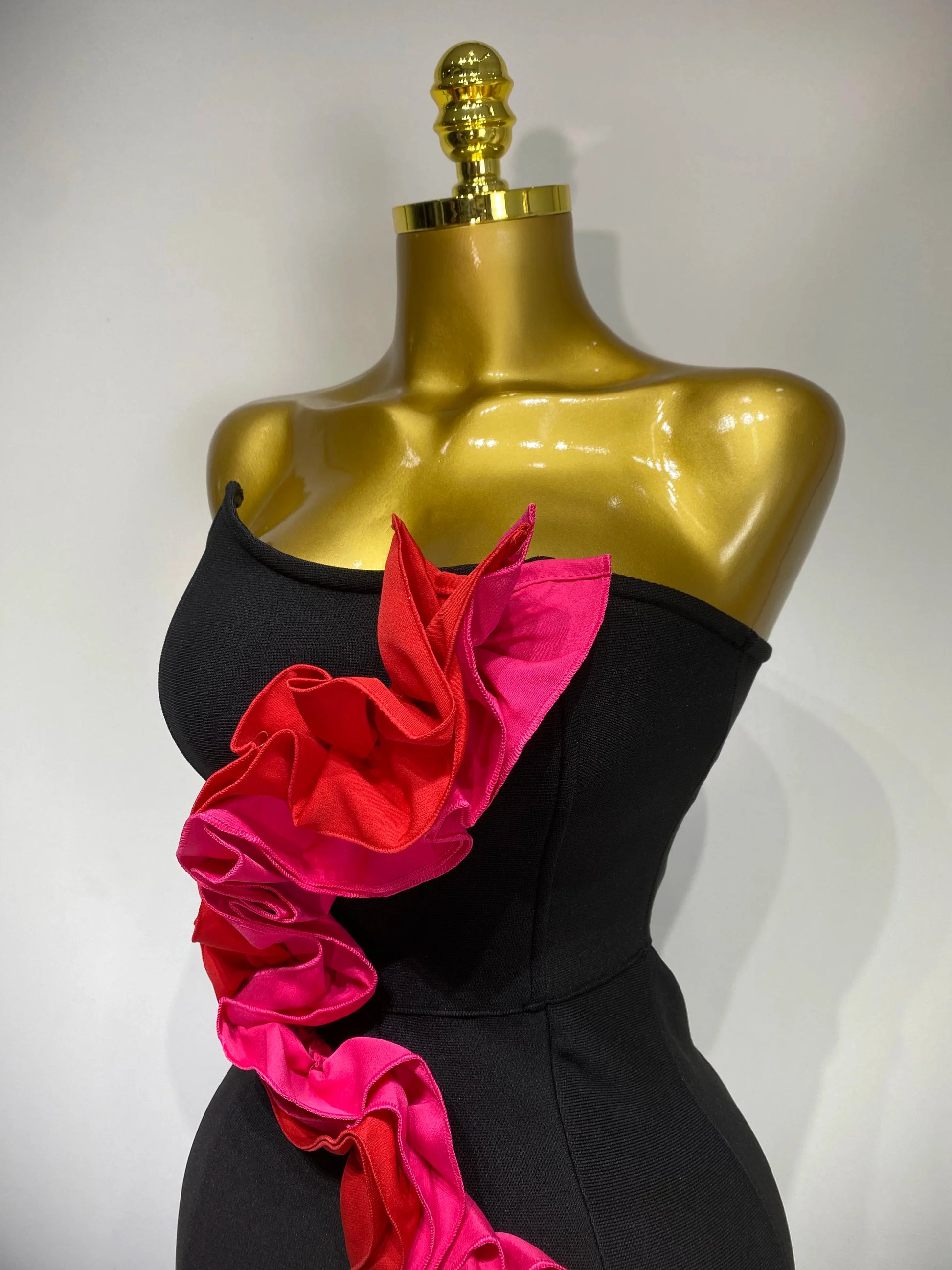 Sexy Strapless Ruffle Black Bodycom Bandage Jumpsuit Fashion High Street Woman Evening Party Elegant Luxury Birthday Rompers