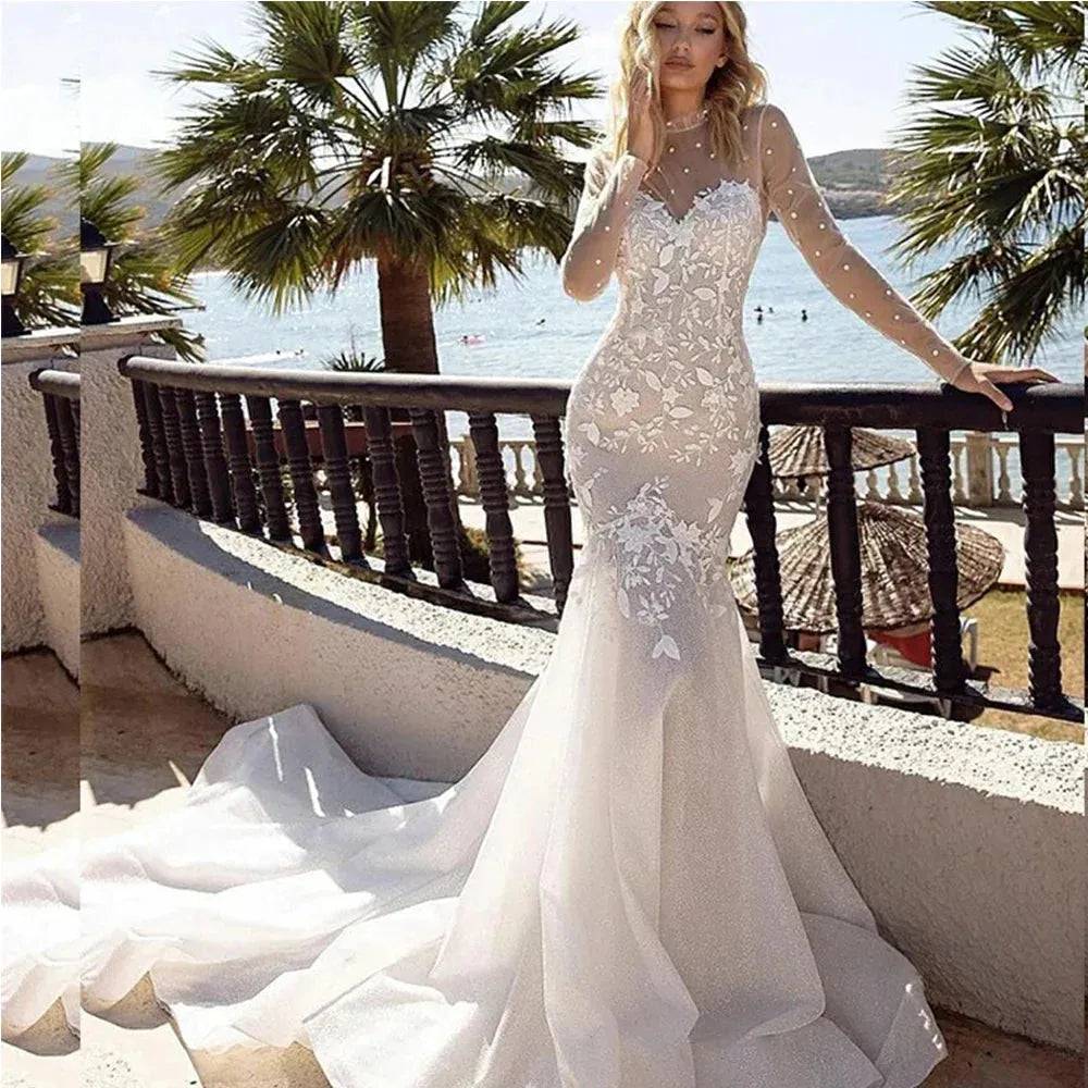 Sexy Long Sleeves Mermaid Wedding Dress Sweetheart Lace Appliques Illusion Back Bridal Gown Dot Pattern Robe De Mariée White