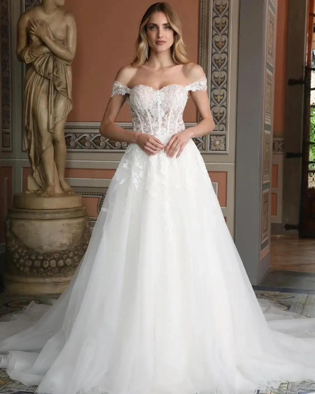 Modern Off The Shoulder Sweeteart Lace Applique A Line Wedding Dresses Sweep Train Custom Made Rode De Morrie MULTI