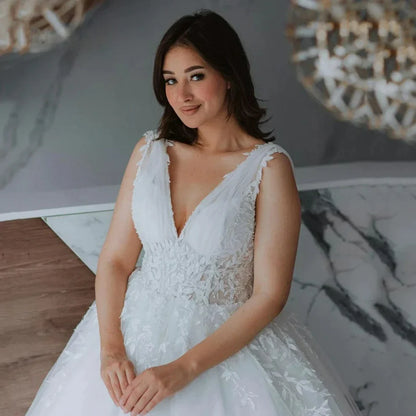 Pakaian perkahwinan saiz Plus untuk wanita A-line v-neck lengan tanpa lengan applique terbuka belakang pantai pengantin gaun gaun gaun vestid adat