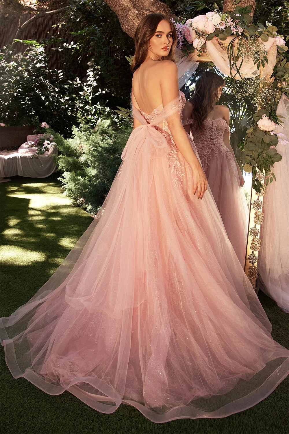 Pink Lace Embroidery Tulle Prom Dress Off Shoulder Backless A-line Vestidos De Novia Elegant Sleeveless robes de soirée