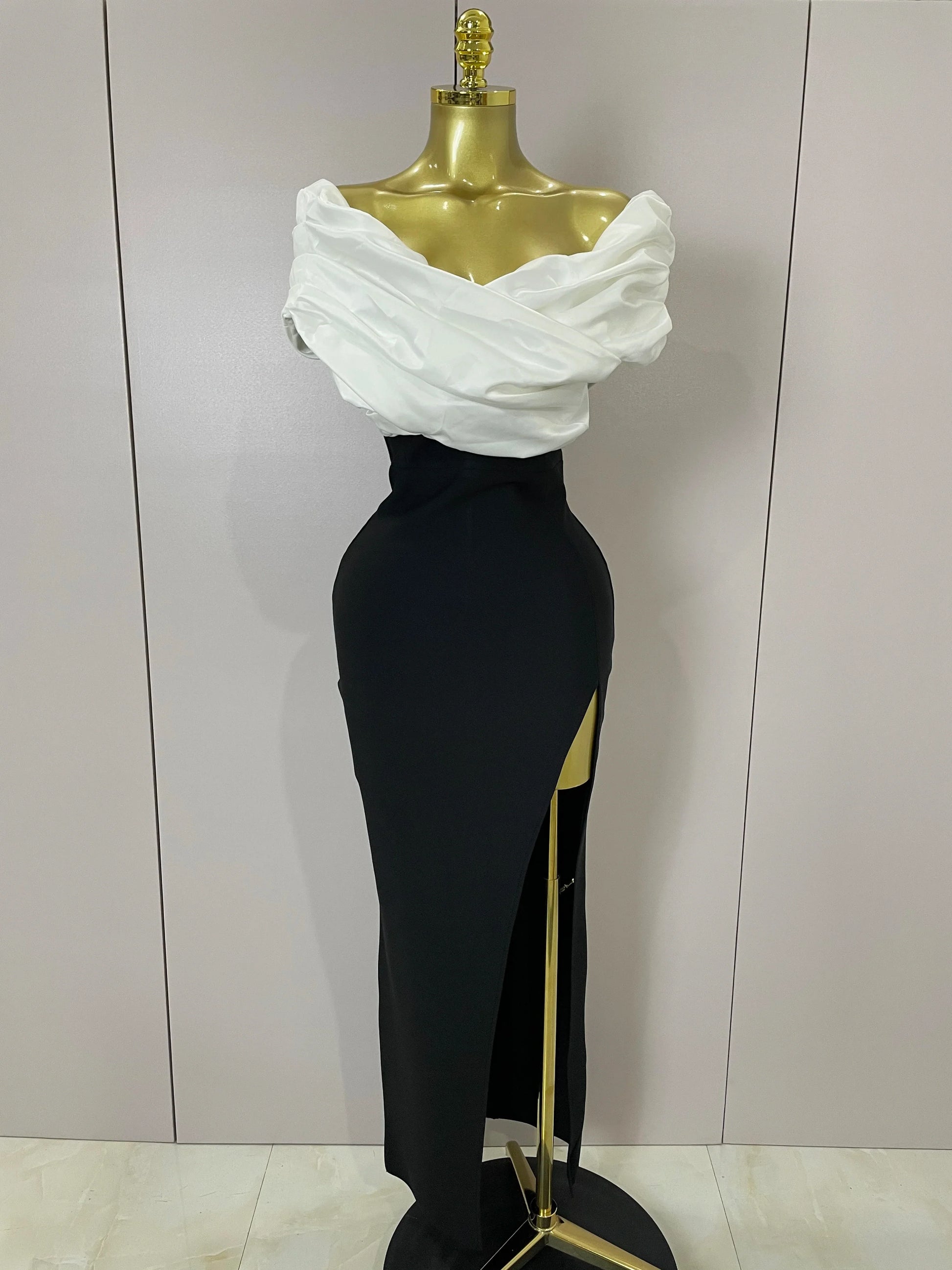 Sexy Off-Shoulder Side Slit Solid Color Pleat Skirt Strapless Bandage Women Evening Luxury Birthday Formal Party Dress WHITE
