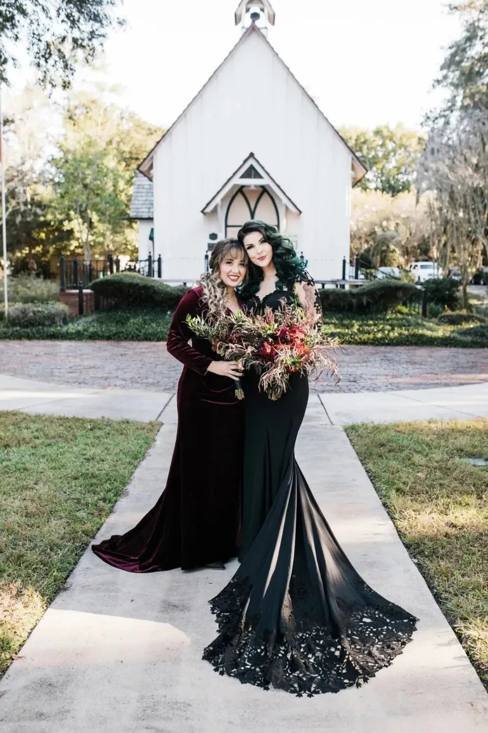 Lace Appliqued Wedding Dresses For Women Black Wedding Dresses Sexy Mermaid Vestidos De Novia Tulle Sweep Train Vestidos De Boda Black