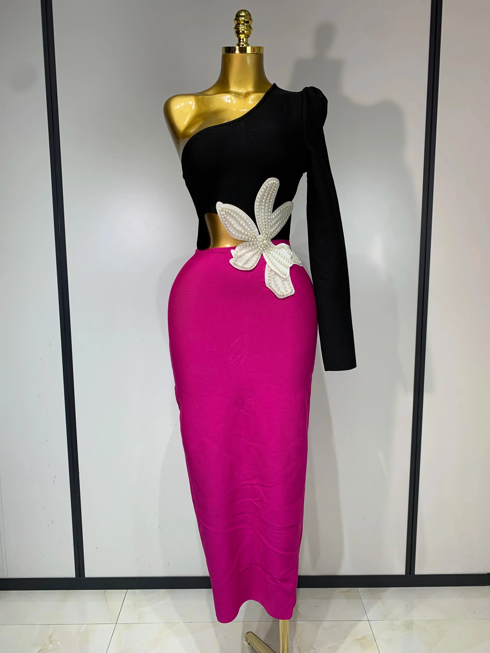 Women Elegant Luxury Black Bandage Party Dress Single Sleeve Cut Out White Pearl Embroidery Flower Midi Long Evening Prom Gowns Rose Red