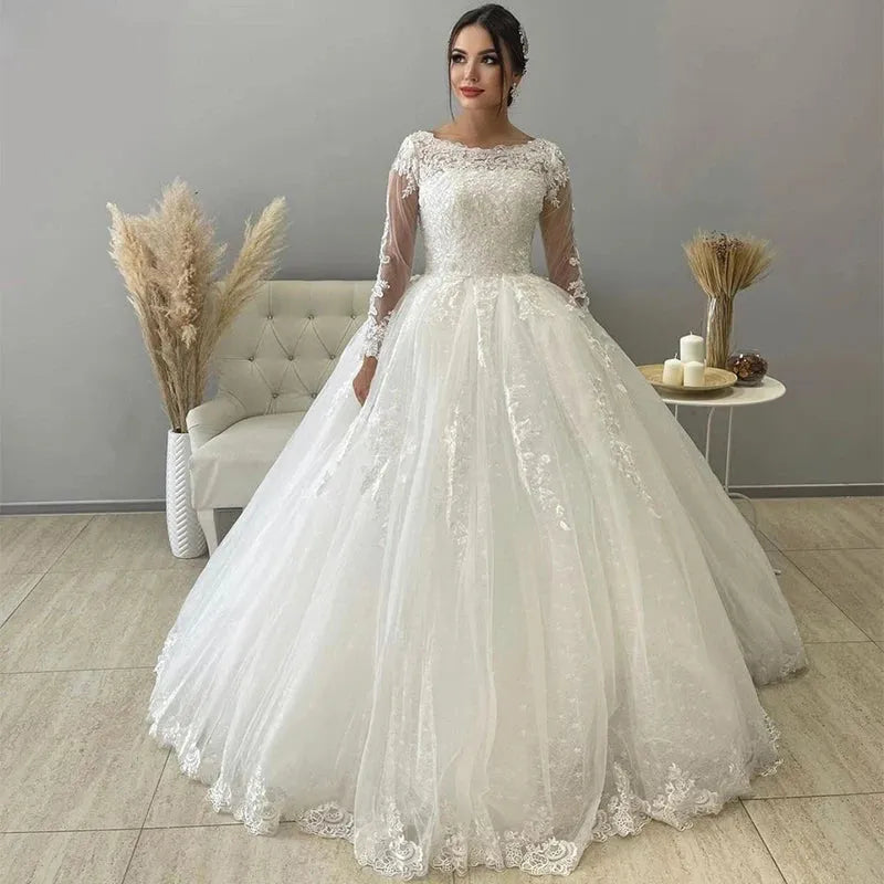 Long Sleeve Ball Gown Wedding Dress O Neck Women Lace Button Illusion Royal Train Bridal Gowns Vestido De Novia Princesa Ivory