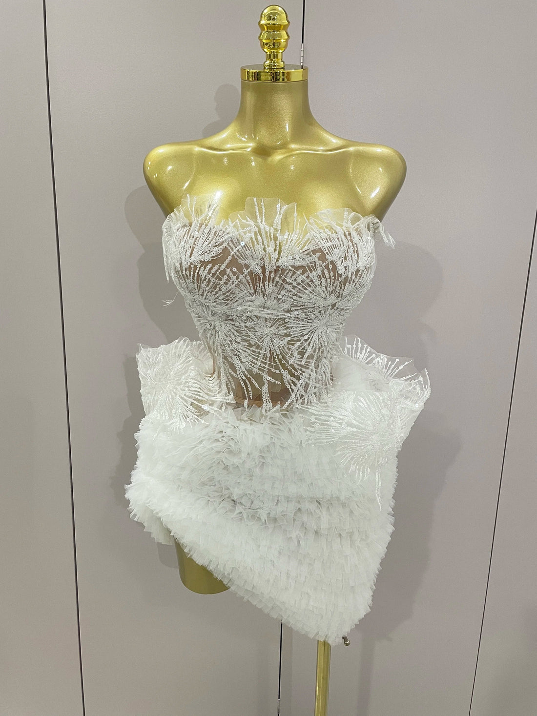 Sexy White Lace Strapless Tops Ruffles Mini Skirt 2 PCS Set Women Evening Party Nightclub Singer Stage Performance Costume WHITE