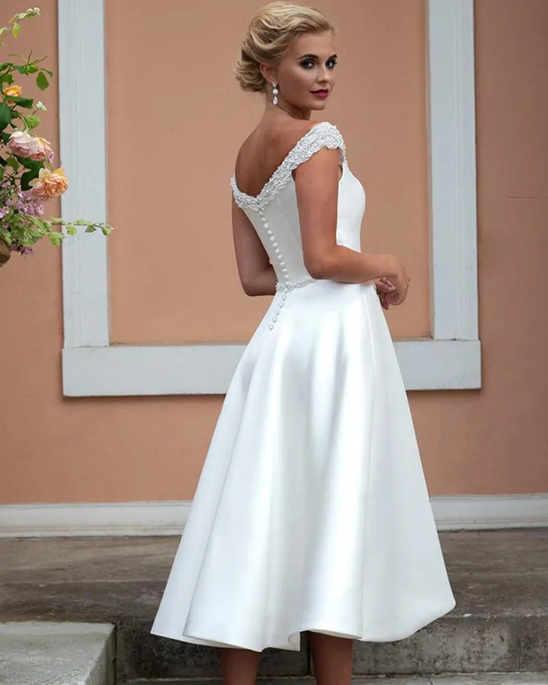 Elegant Scoop Short Wedding Dress Beads Simple Off The Shoulder Bridal Dress A-line Button Pleats Mid-Calf Robe De Mariée