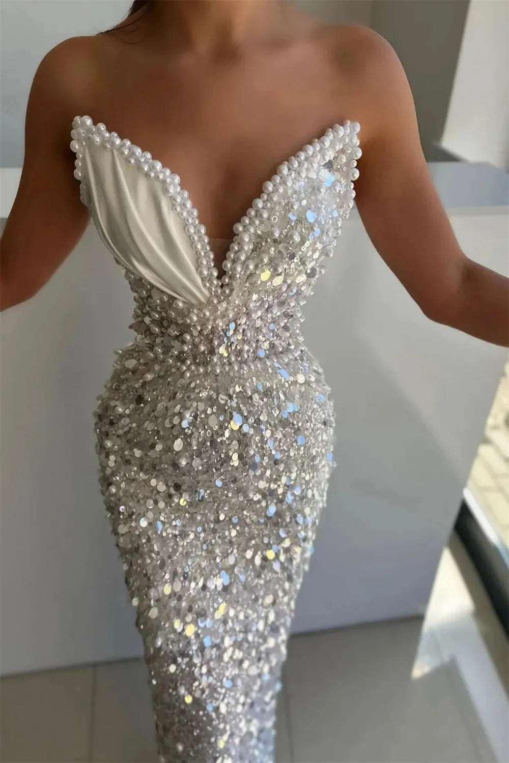 Luxury Pearl Prom Dresses V-neck Mermaid فساتين السهرة Elegant Sleeveless Shiny Sequins Floor-Length vestidos verano moda