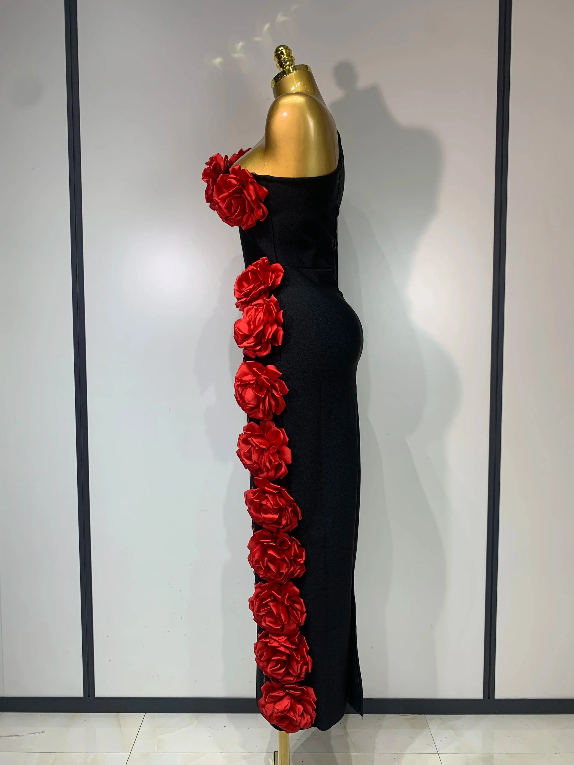 Women Luxury Black Single Sleeve Bandage Dress Red Appliquies Elegant Luxury Rhinestones Birthday Celebrity Evening Party Gowns