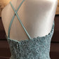 Elegant Long Prom Dresses Lace Applique V Neckline Green Spaghetti Strap Tulle Sleeveless Formal Party Evening Gowns