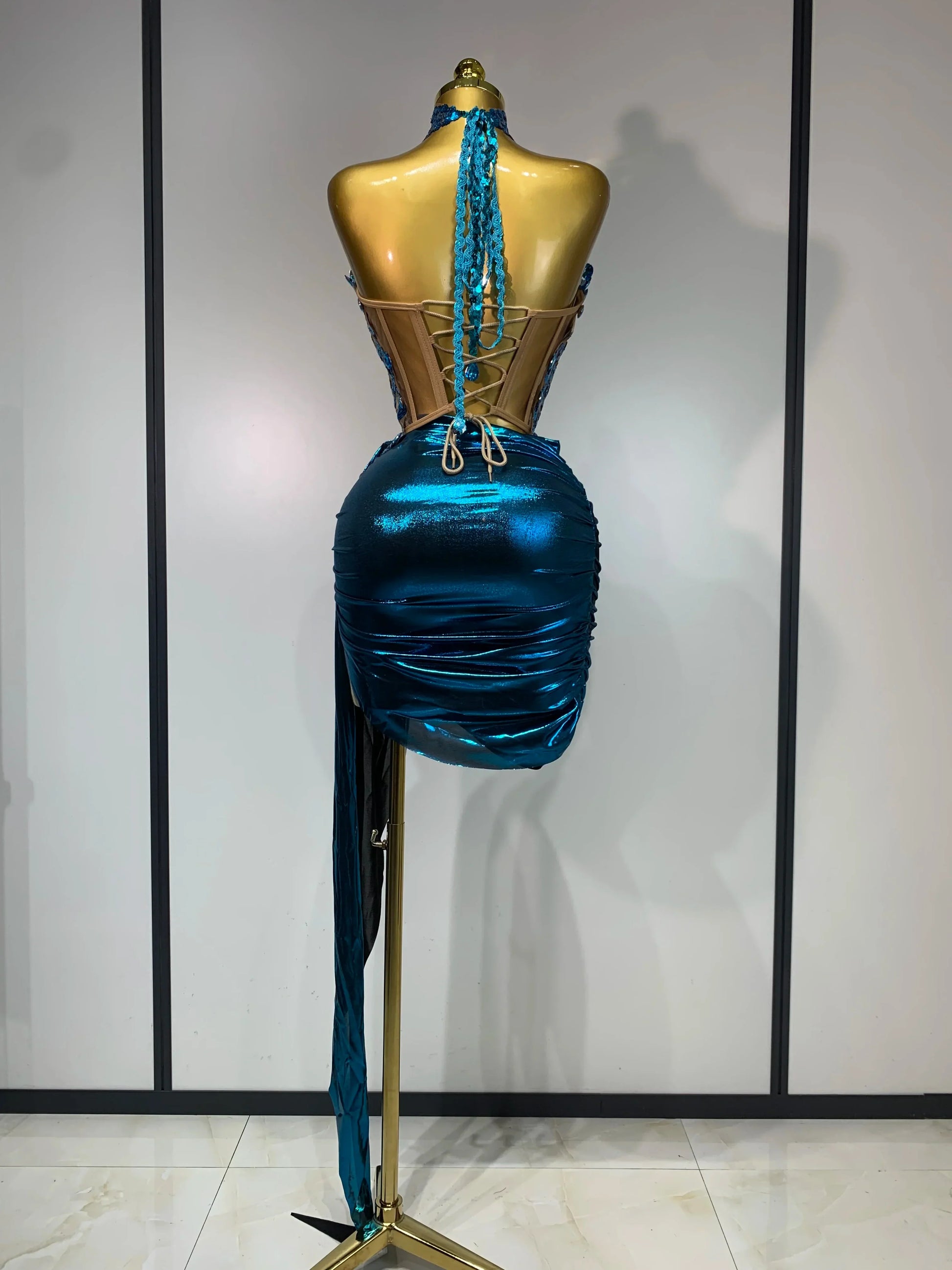 Luxury Rhinestone Sequined Backless Sexy Top Skirt Set Celebrate Evening Party Prom Gowns Nightclub Singer Stage Outfit