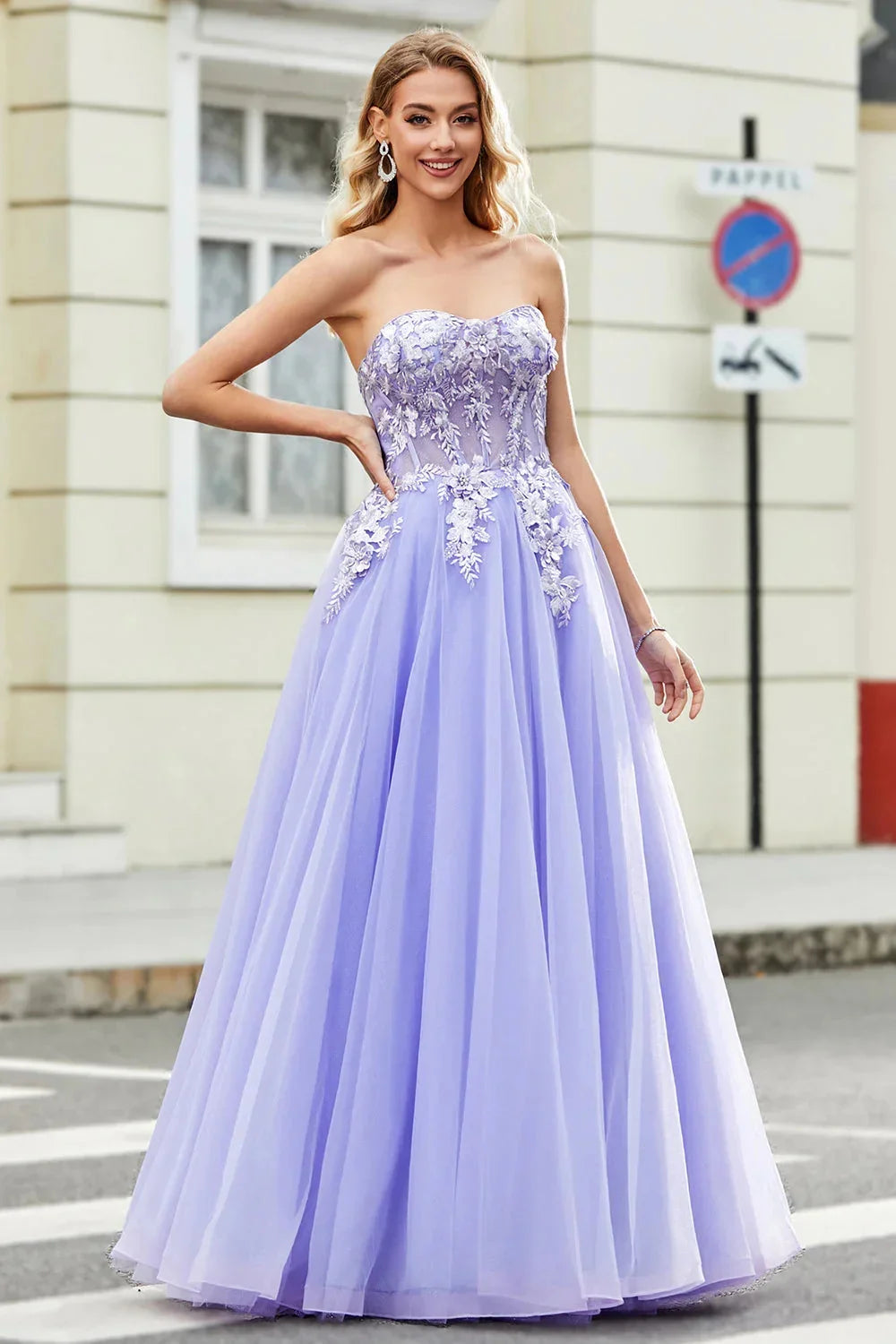 Vestidos de graduación color lavanda con hombros descubiertos, corte en A, tul, mangas abullonadas elegantes, largo hasta el suelo, moda de verano