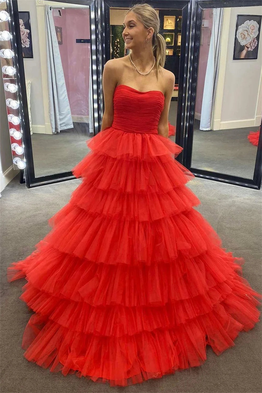 Strapless Tulle Prom Dresses A-line Floor-Length vestidos de noche Elegant Sleeveless Multilayer Formal Evening