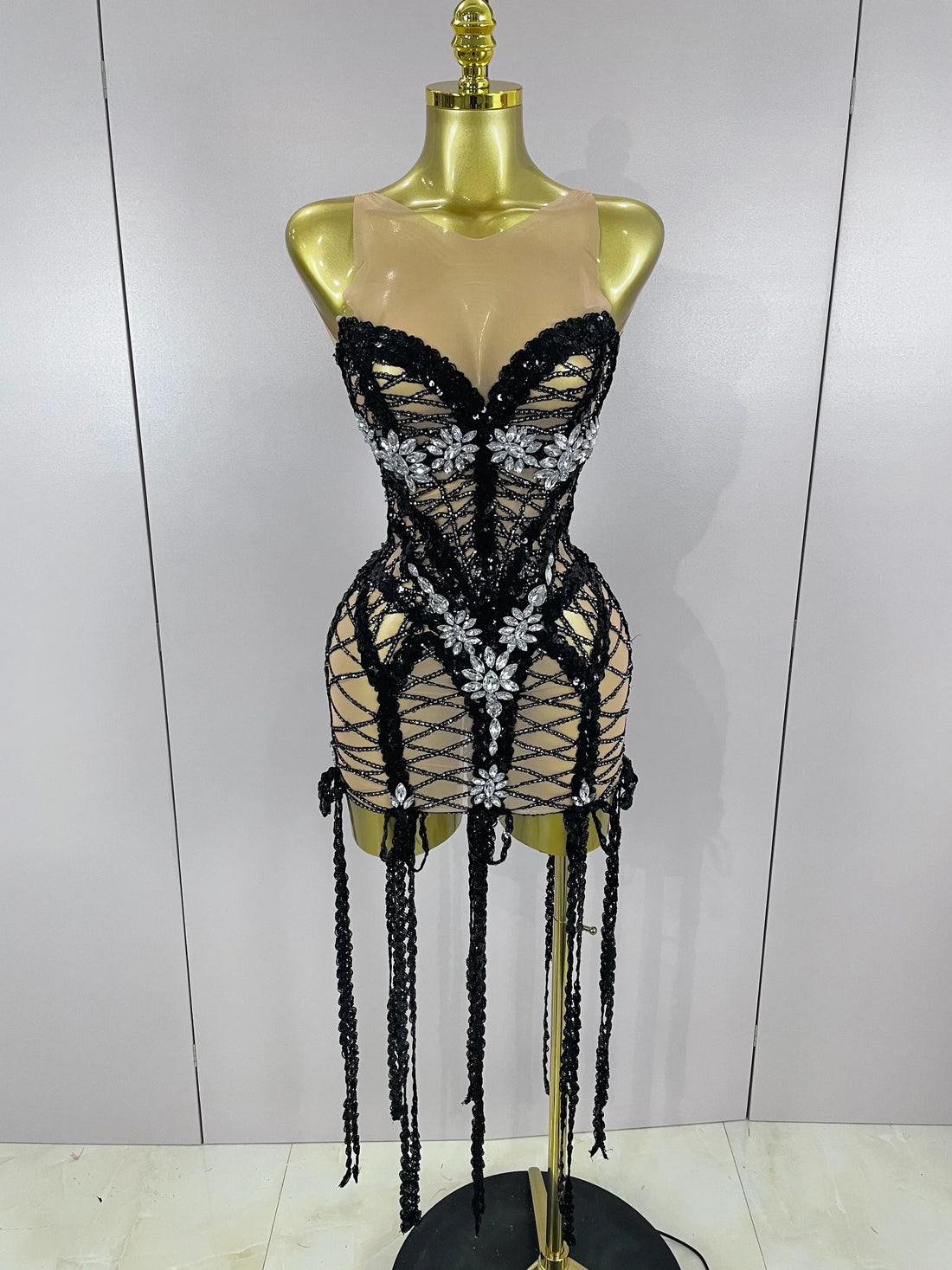 Sparkle Sequins Embroider Sparking Diamonds Long Tassel Sleeveless Mini Dress Women Red Carpet Goddess Stage Performance Costume black