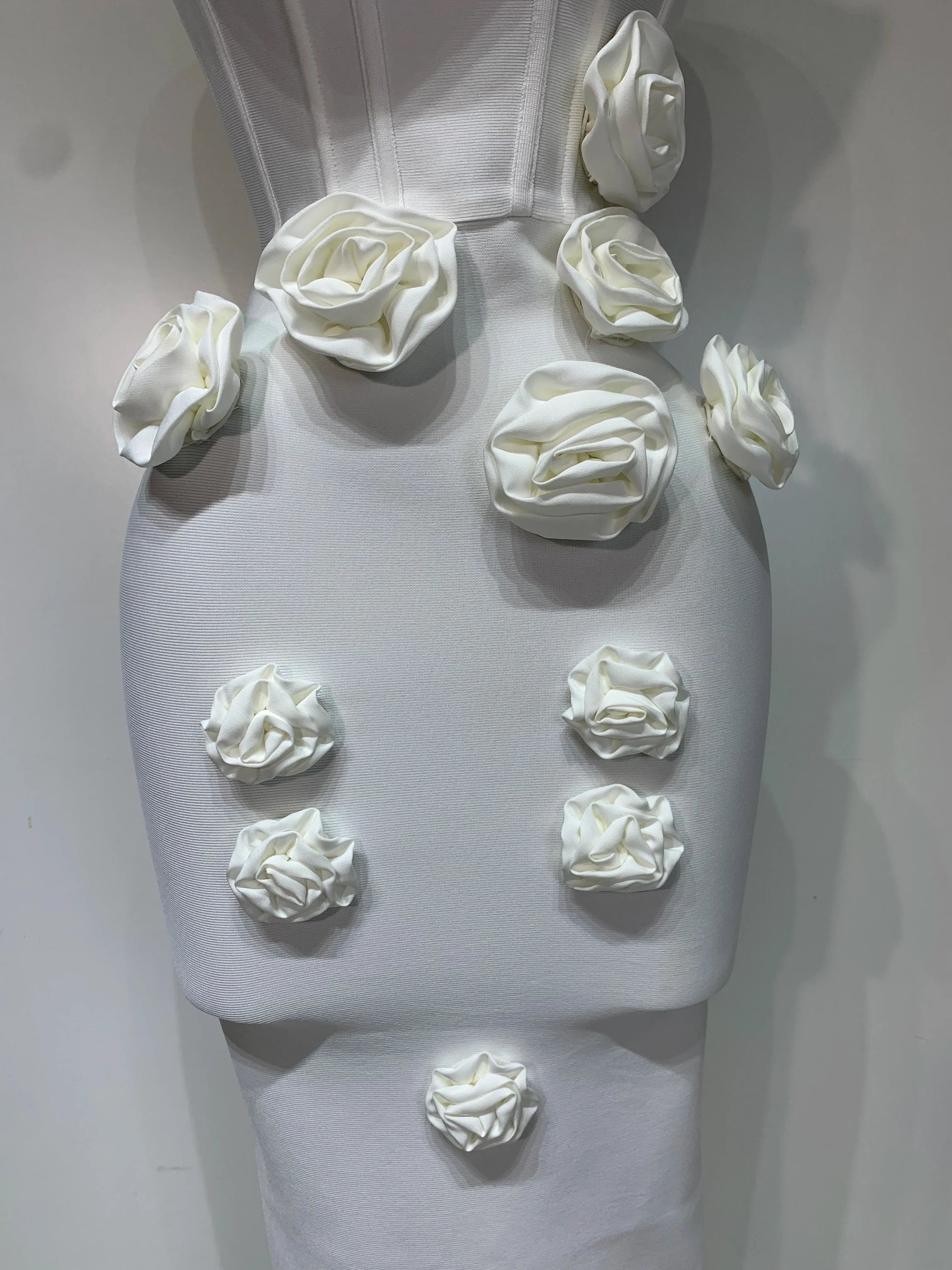 Women Sexy Bodycon Dress Fashion White Elegant Strapless Flower Slim Dress Casual Streetwear Club Birthday Party Dresses