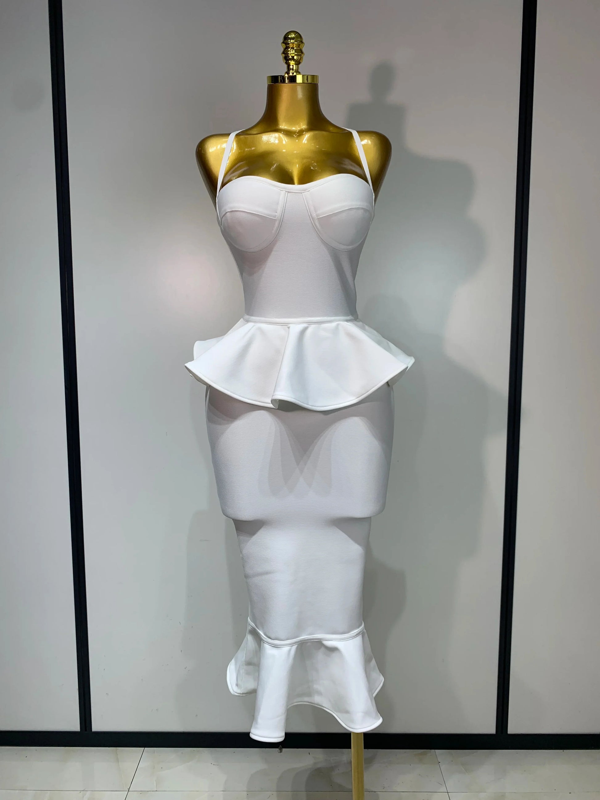Women Sexy Backless Tierred Bodycon Bandage Dress Celebrity Elegant Evening Party Club Wedding Dress Birthday Vestido WHITE