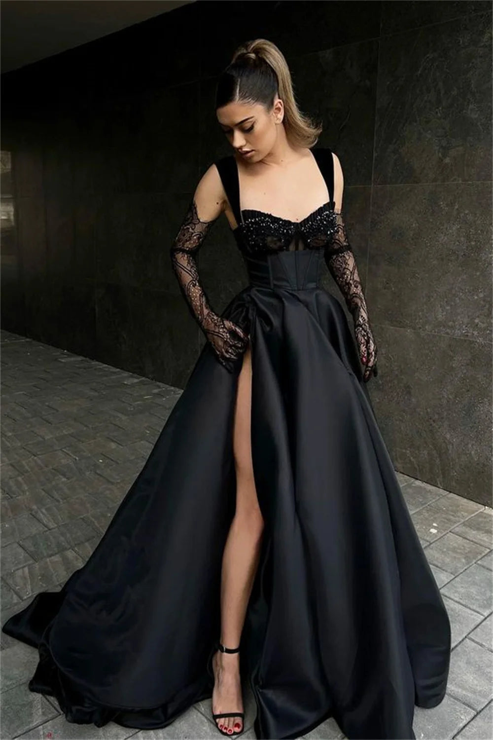 Black Lace Embroidery Prom Dresses A-line Satin فساتين السهرة  Elegant Illusion Gloves Floor-Length vestidos verano moda