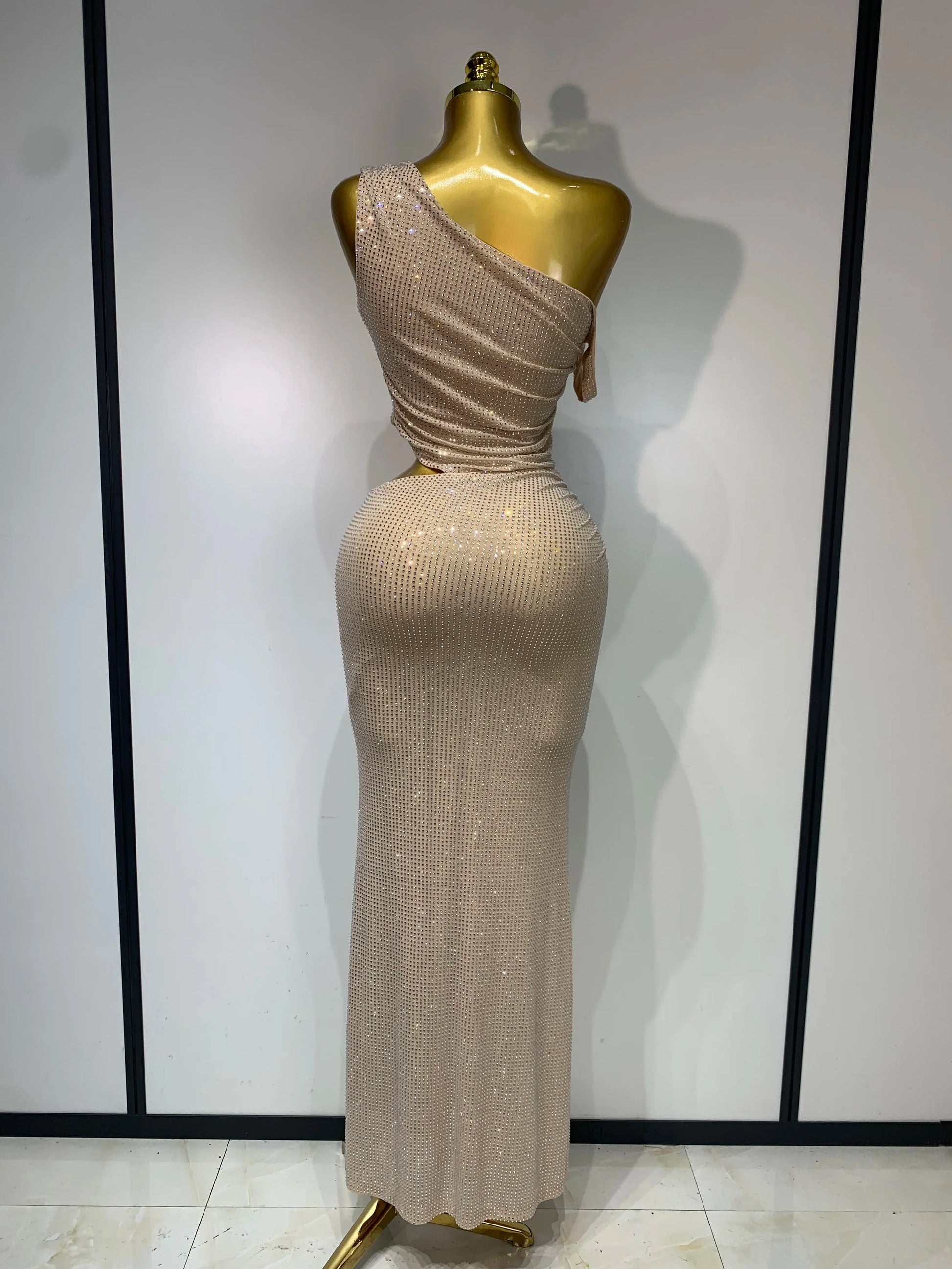 Women Sexy One Shoulder Exposed Waist Diamonds Bodycon Long Dress Cut Out Luxury Crystal Dresses Evening Party Birthday Gowns