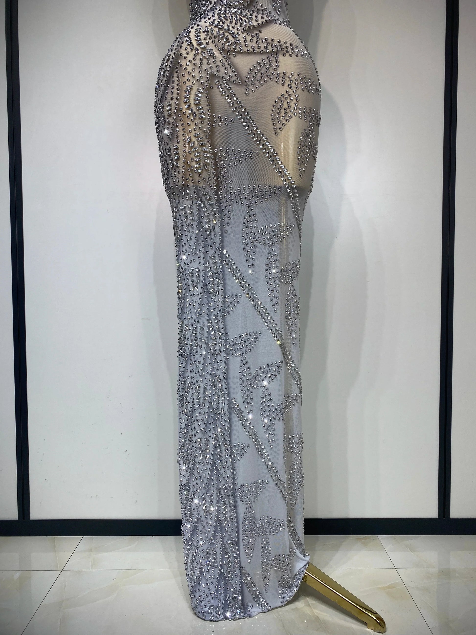 Luxury Rhinestone Sleeveless Silver Long Dress Women Sexy Mesh See Through Evening Prom Birthday Photo Shoot Singer Stage Outfit