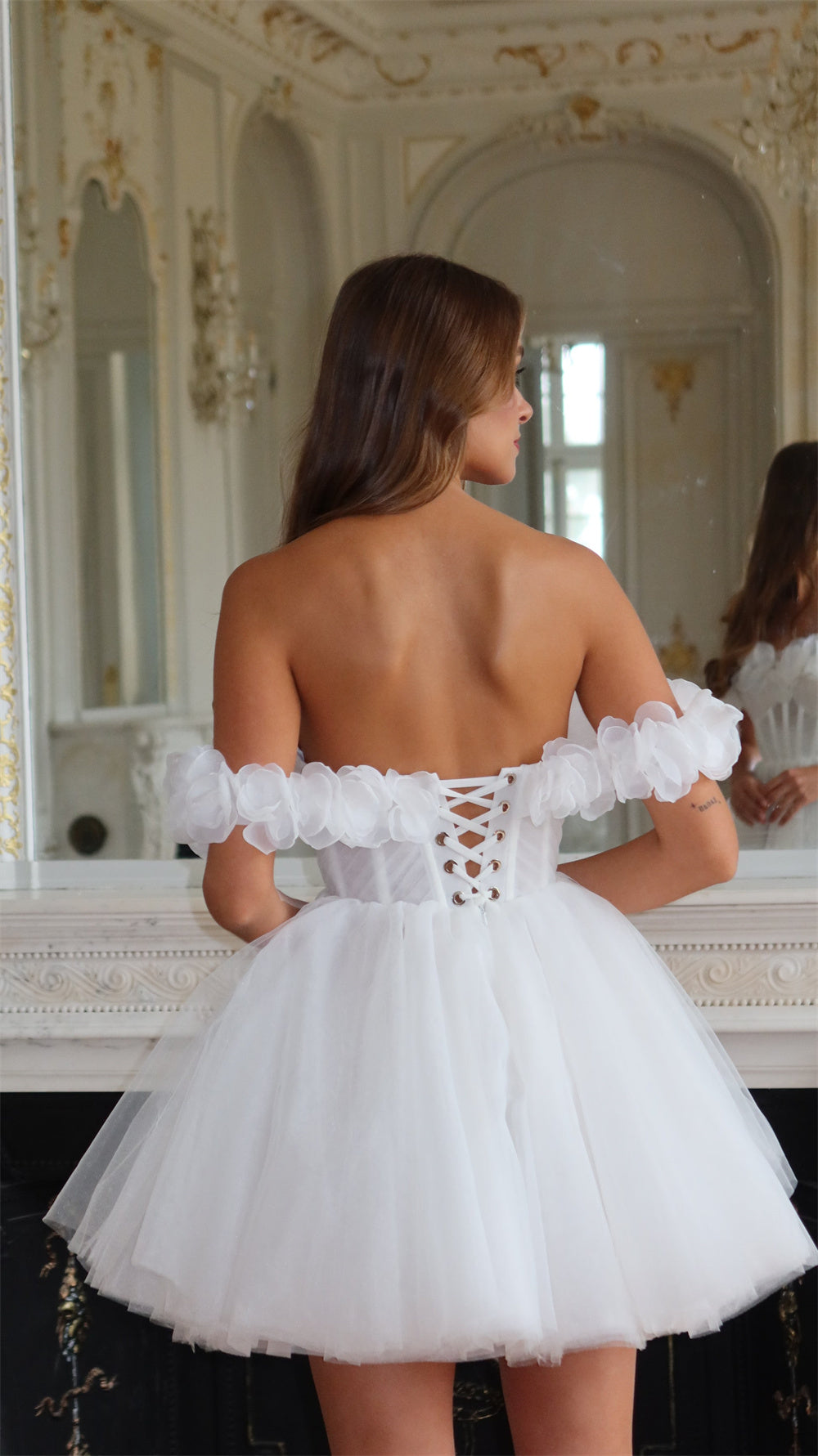 Gaun Pengantin Pendek A-Line off the Shoulder 3D Brides Brides Gaun Pesta Untuk Wanita Renda Pengantin Gaun Koktail Pengantin