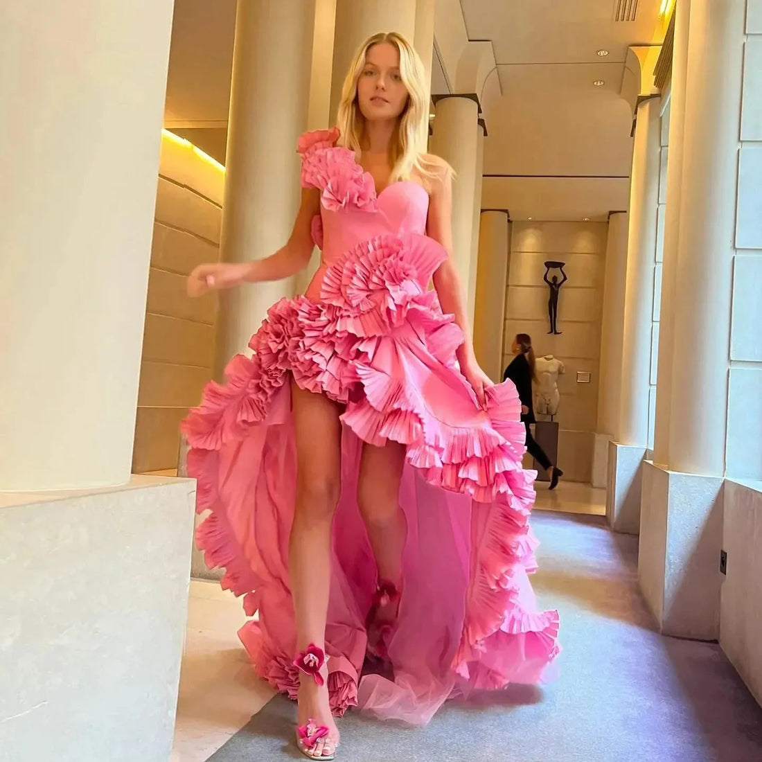 Pretty Pink Ruffles Prom Dresses Asymmetrical One Shoulder High Low Formal Occasion Dress vestidos para mujer elegantes y bonito Pink