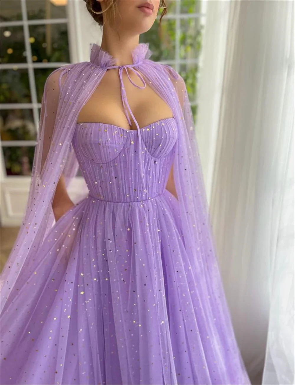 Sweet Cape A-line Prom Dress Lavender Evening Dress Glitter Organza فستان سهرة Sweet Tulle Sweep Train Party Dresses