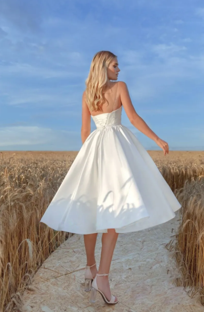 Short Wedding Dress Robe De Mariee A-Line Knee Length Sleeveless Sweetheart For Women Lady Simple Beach White Pearls Elegant