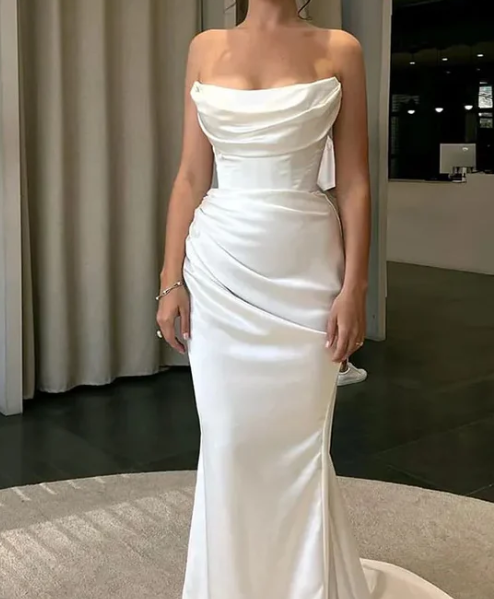 Vestidos de novia de sirena de satén blanco para mujer, vestido de novia con cola de barrido, escote en forma de corazón, longitud hasta el suelo, personalizado para medir impresionante