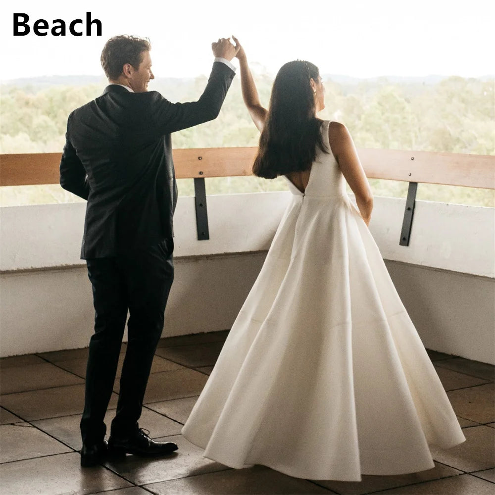 Beach Deep V Hals Rückenless Frauen Kleider ärmellose Satin Hochzeitskleid Eine Linie bodenlange Robe de Mariee