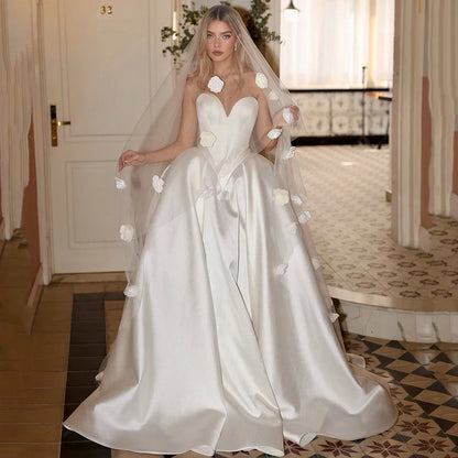 White A-Line Wedding Dresses Sweetheart Sweep Train Princess Bridal Dress Formal Wedding Ball Prom Gowns Customized