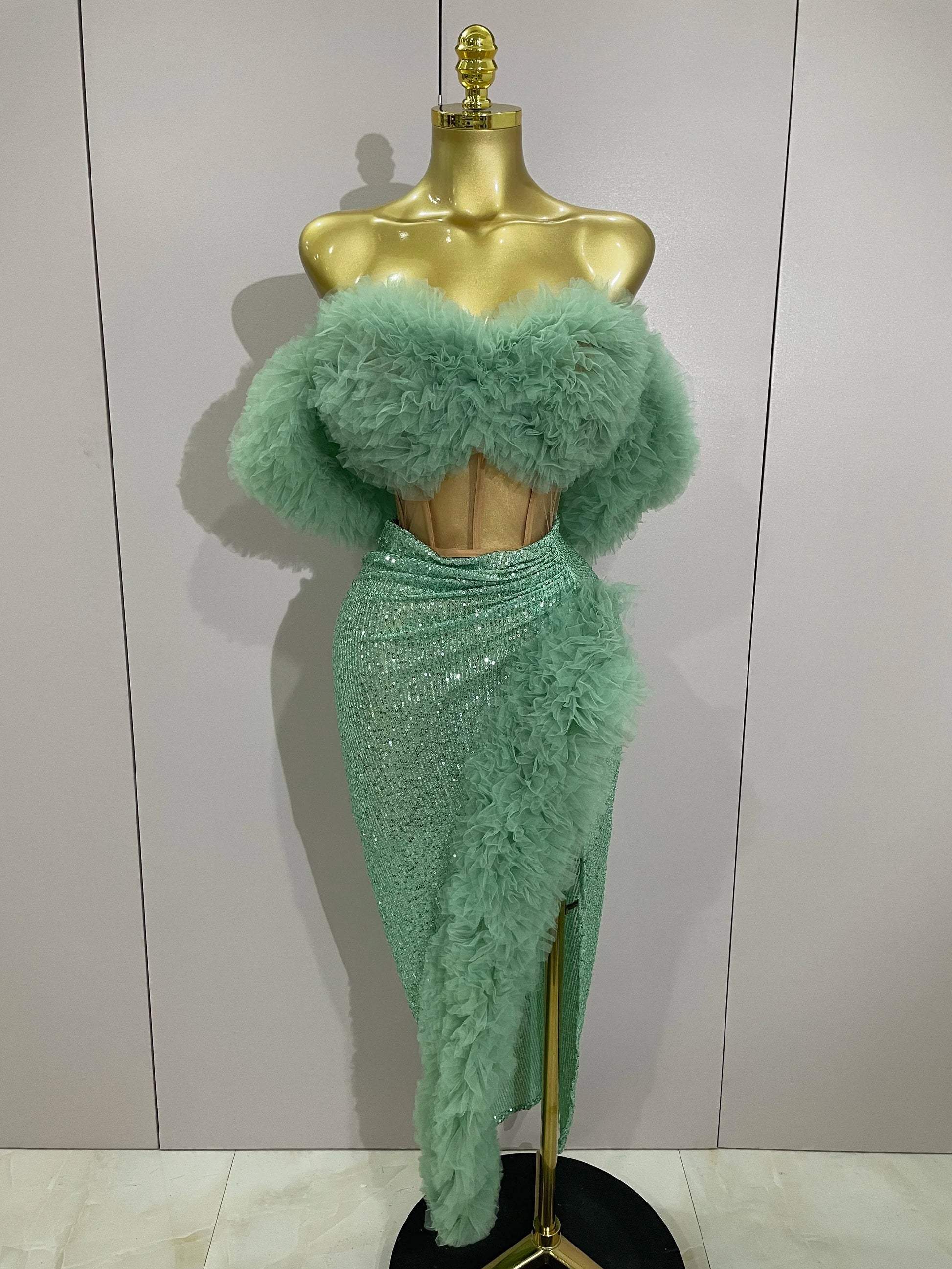 Women White Sequins Top Short Skirt Two Pieces Set Sexy Celebrate Evening Prom Birthday Dress Nightclub Stage Outfit green