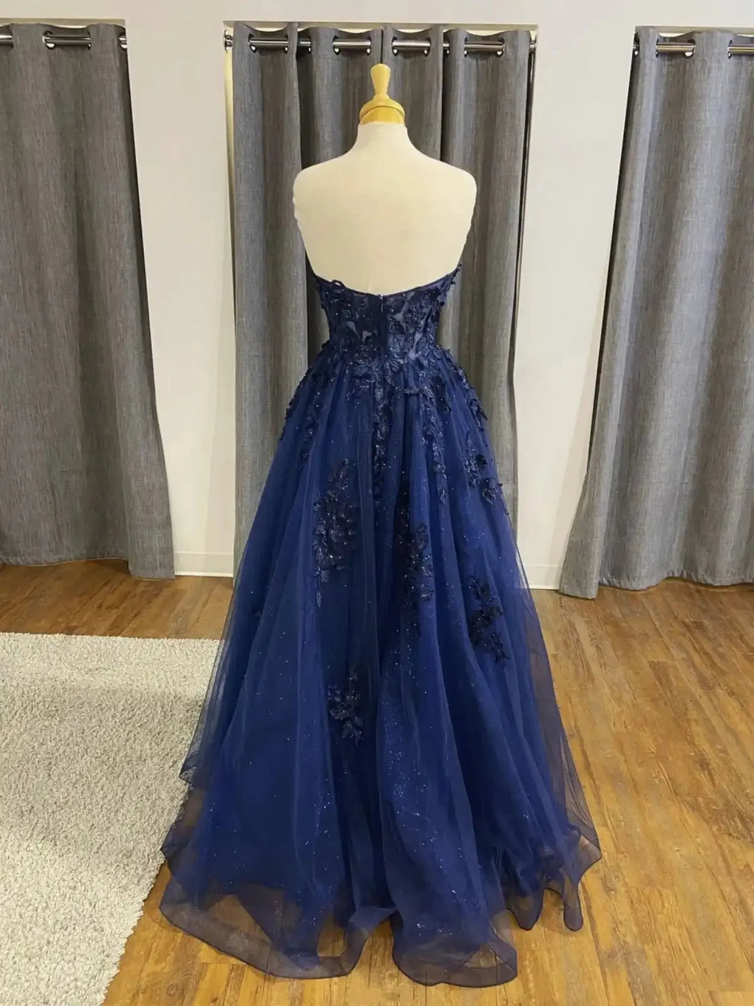 Navy Blue Evening Dresses Tulle Lace Applique Rhoenstone Strapless Sweetheart A Line Long Floor Length Prom Gowns Custom made Navy Blue