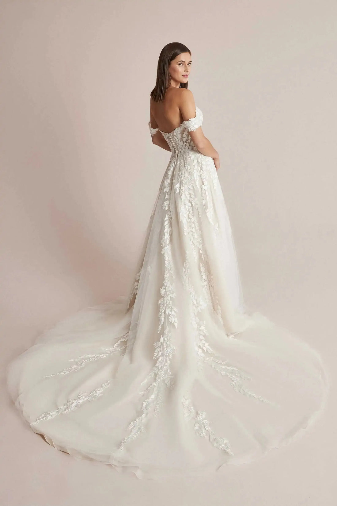 Elegant Off The Shoulder Sweetheart Lace Applique Boho Beach A Line Wedding Dresses Custom Made Bridal Grown Rode De Morrie