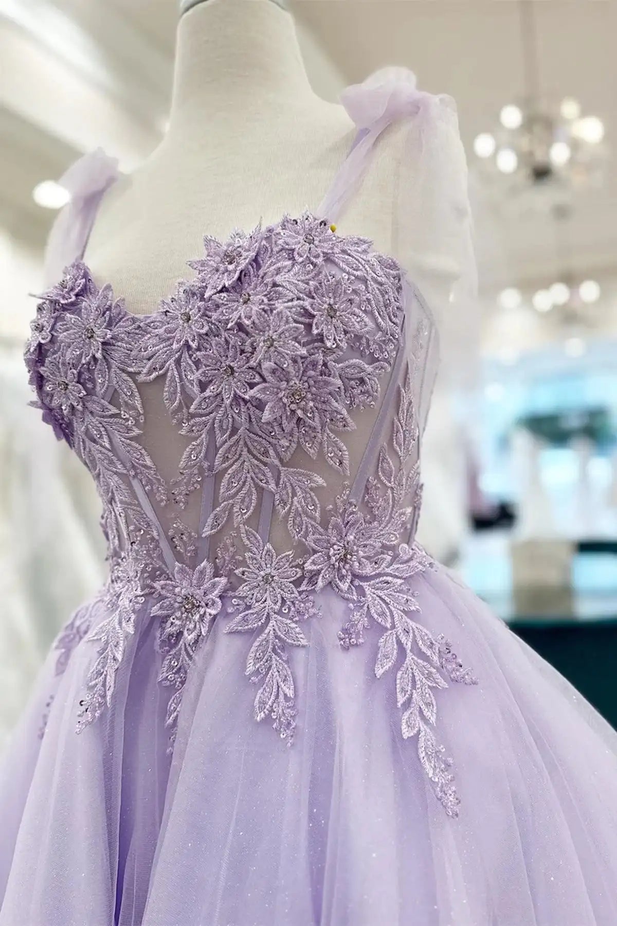 Lilac Short Prom Dresses Sweetheart Lace Applique Beaded Sequined Spaghetti Strap Ball Gown Mini Formal Party Evening Gowns
