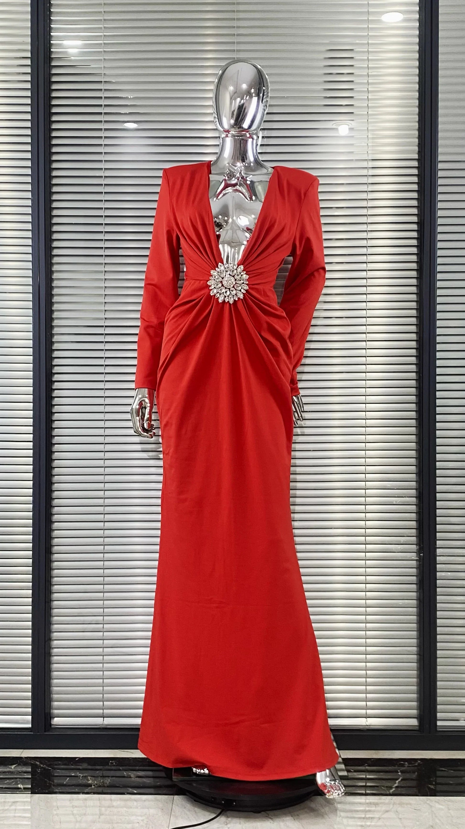 Autumn Shining Diamonds Sexy V-Neck Package Hip Black Floor Length Dress Graceful Woman Party Dress Cocktail Party Outfit Red